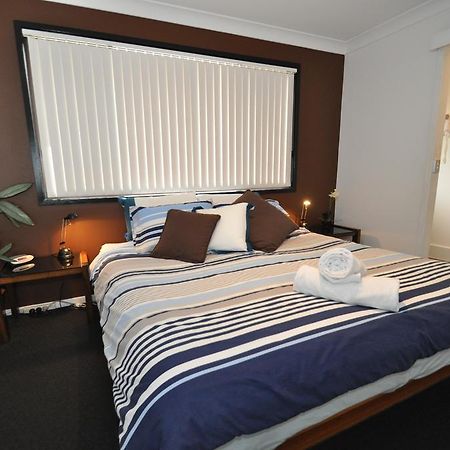 Beachfront Apartments Нарума Стая снимка