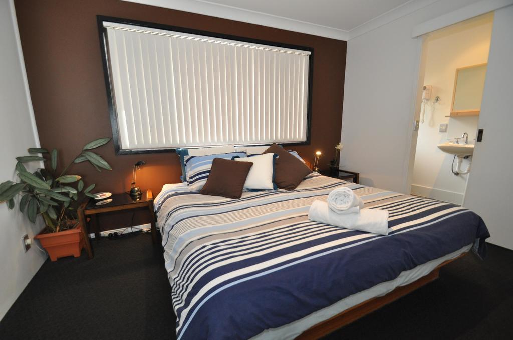 Beachfront Apartments Нарума Стая снимка