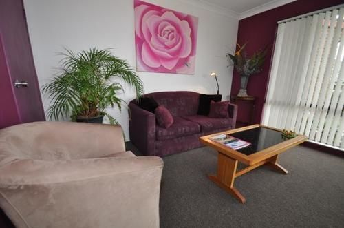 Beachfront Apartments Нарума Екстериор снимка